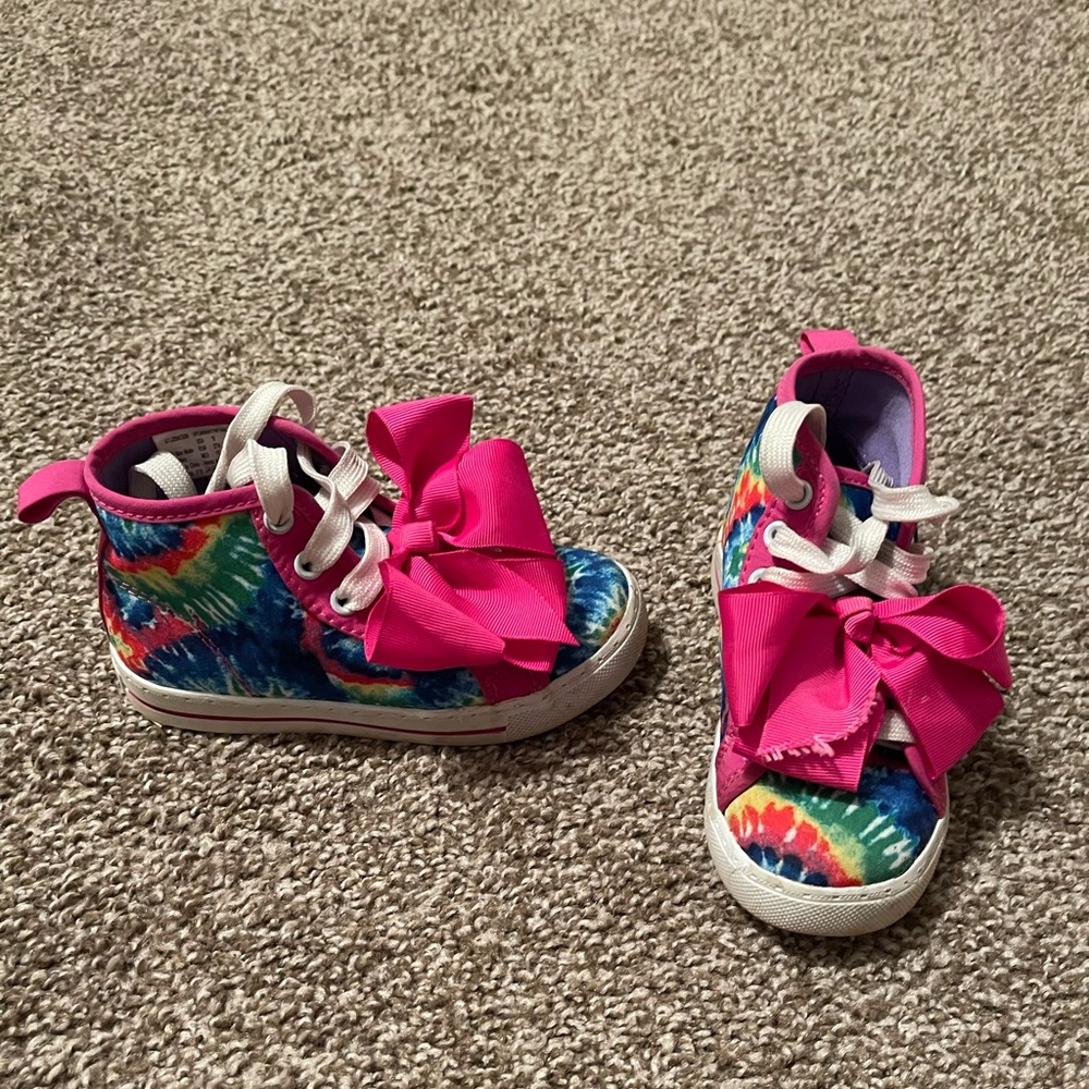Girls Jo-Jo Siwa shoes